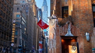 Cornell flag on New York City street